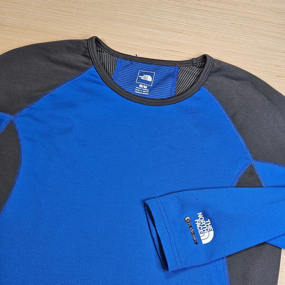 The North Face FlashDry Base Layer Shirt Mens M Blue Long Sleeve Hiking Active